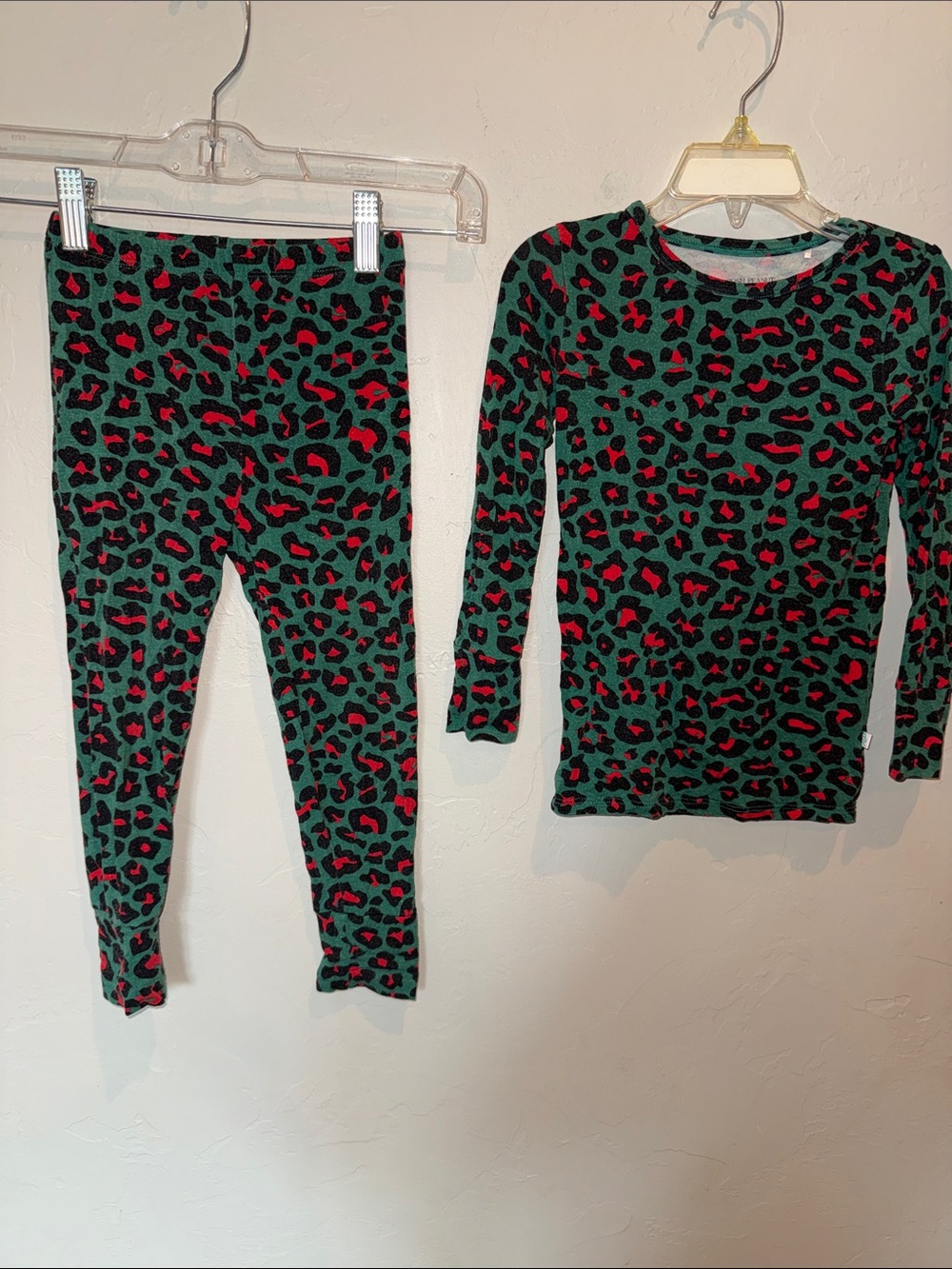Posh Peanut Christmas Lana Leopard Print Pajama Set, GUC